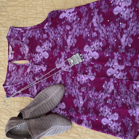 Juicy Couture Tops - Juicy Couture Sleeveless Blouse